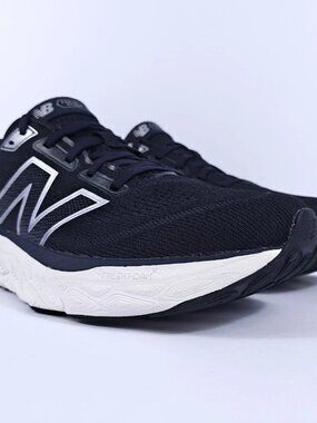 New Balance 880 v14 Womens 10 Wide Neutral Cushion Road Running Shoes Black